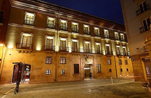 Hotel Palacio de Guendulain (in Pamplona)